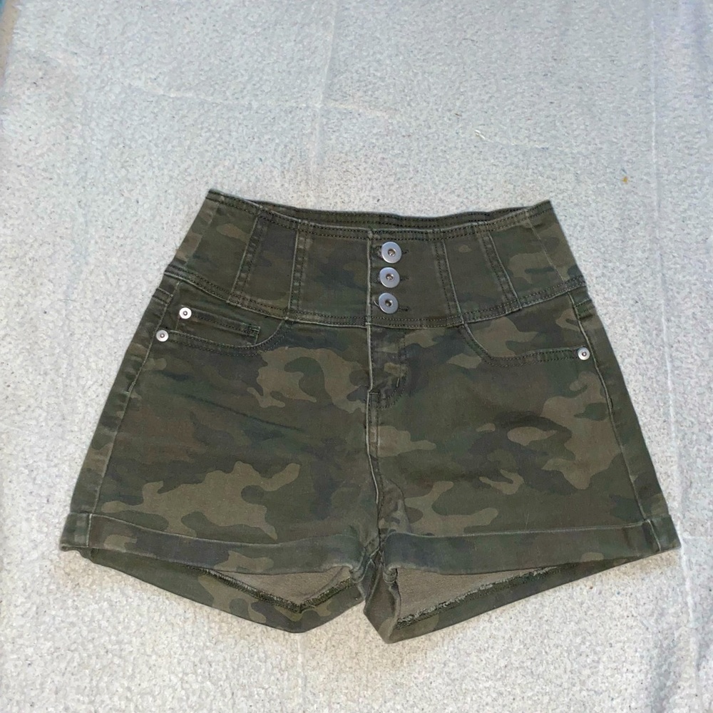 Womens High Waisted Camo Shorts